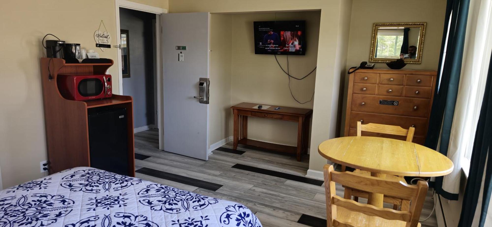 Rodeway Inn Formerly Camp Inn Lodge Oscoda 外观 照片