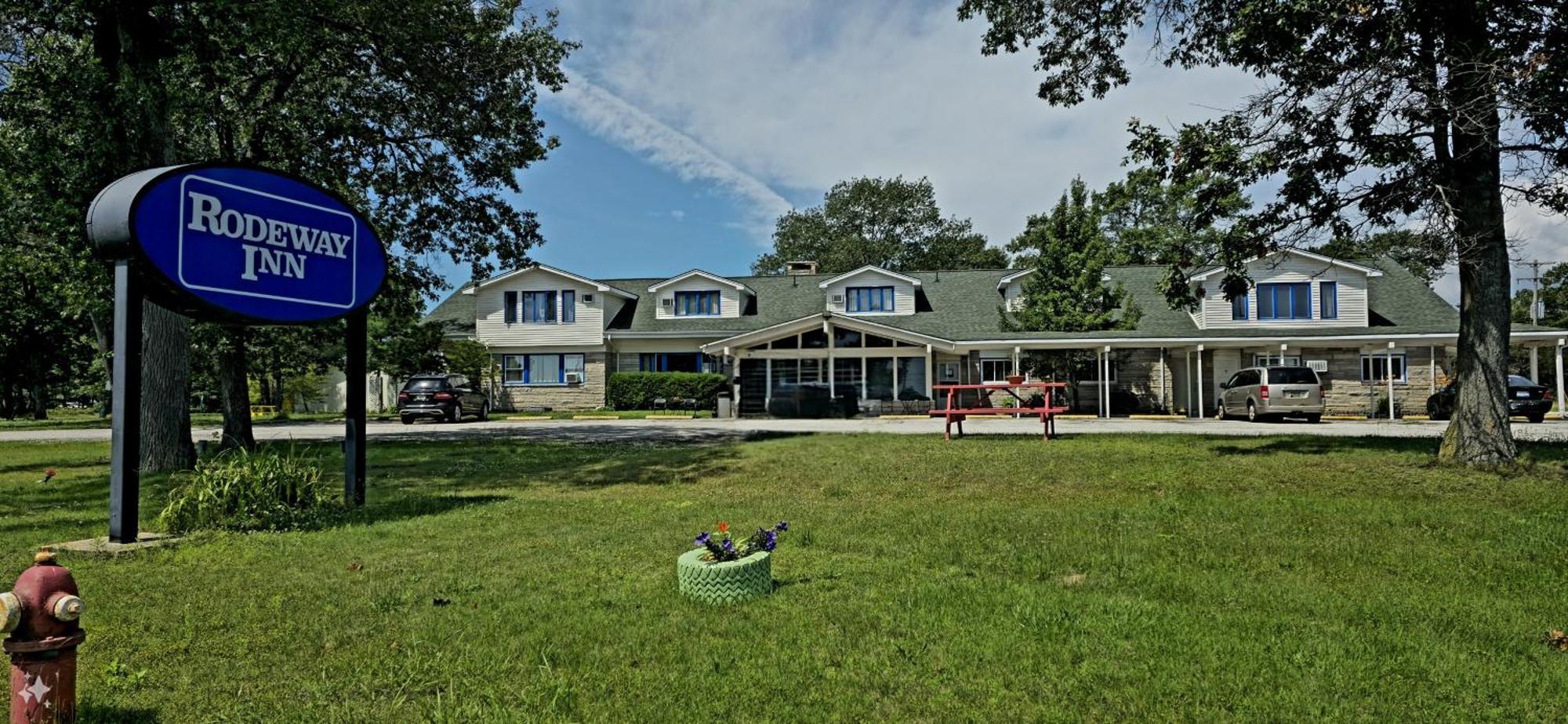 Rodeway Inn Formerly Camp Inn Lodge Oscoda 外观 照片