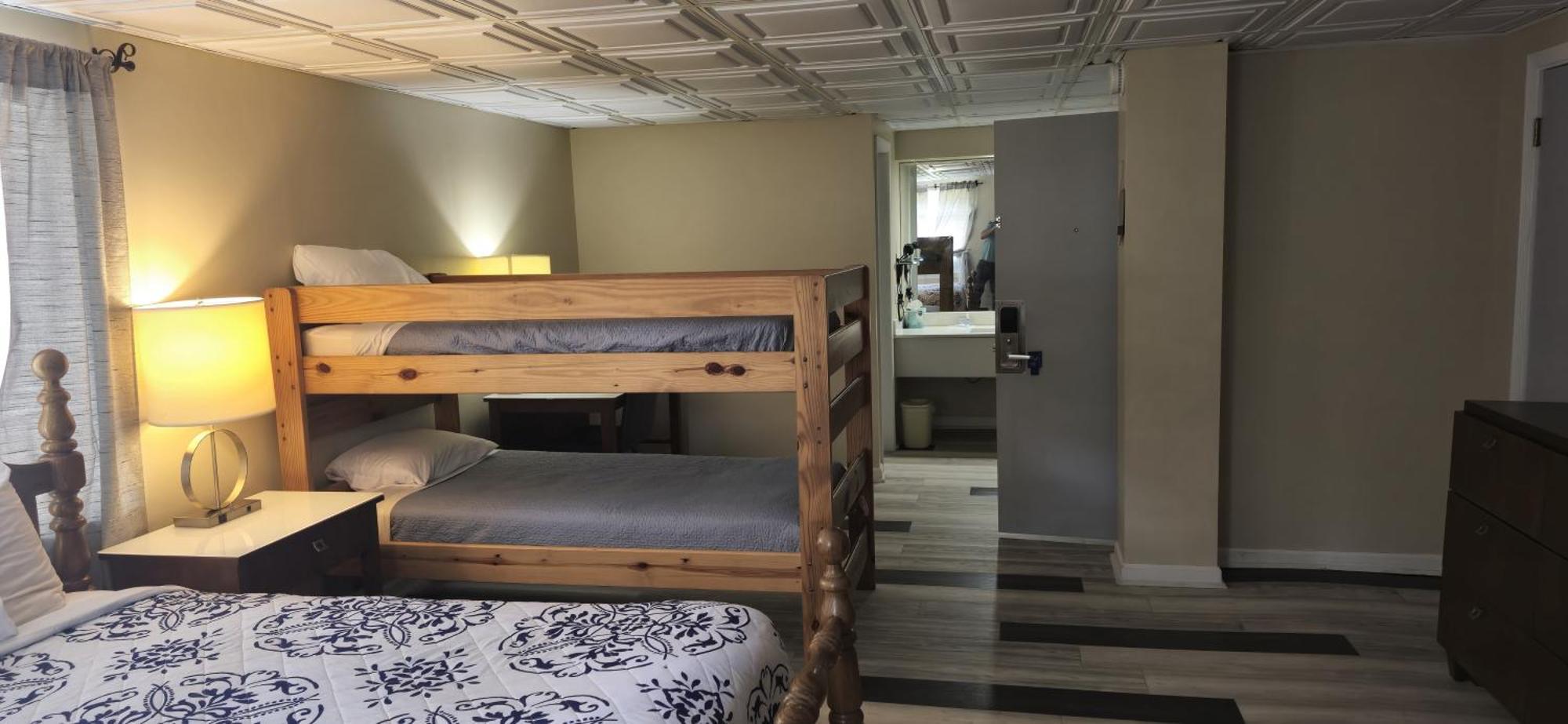 Rodeway Inn Formerly Camp Inn Lodge Oscoda 外观 照片