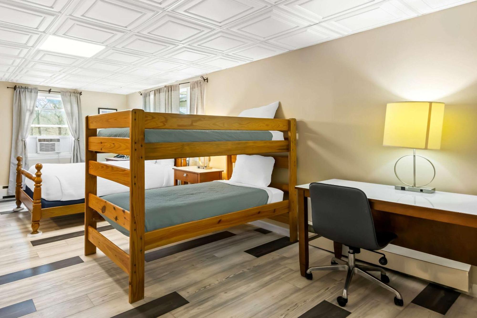Rodeway Inn Formerly Camp Inn Lodge Oscoda 外观 照片