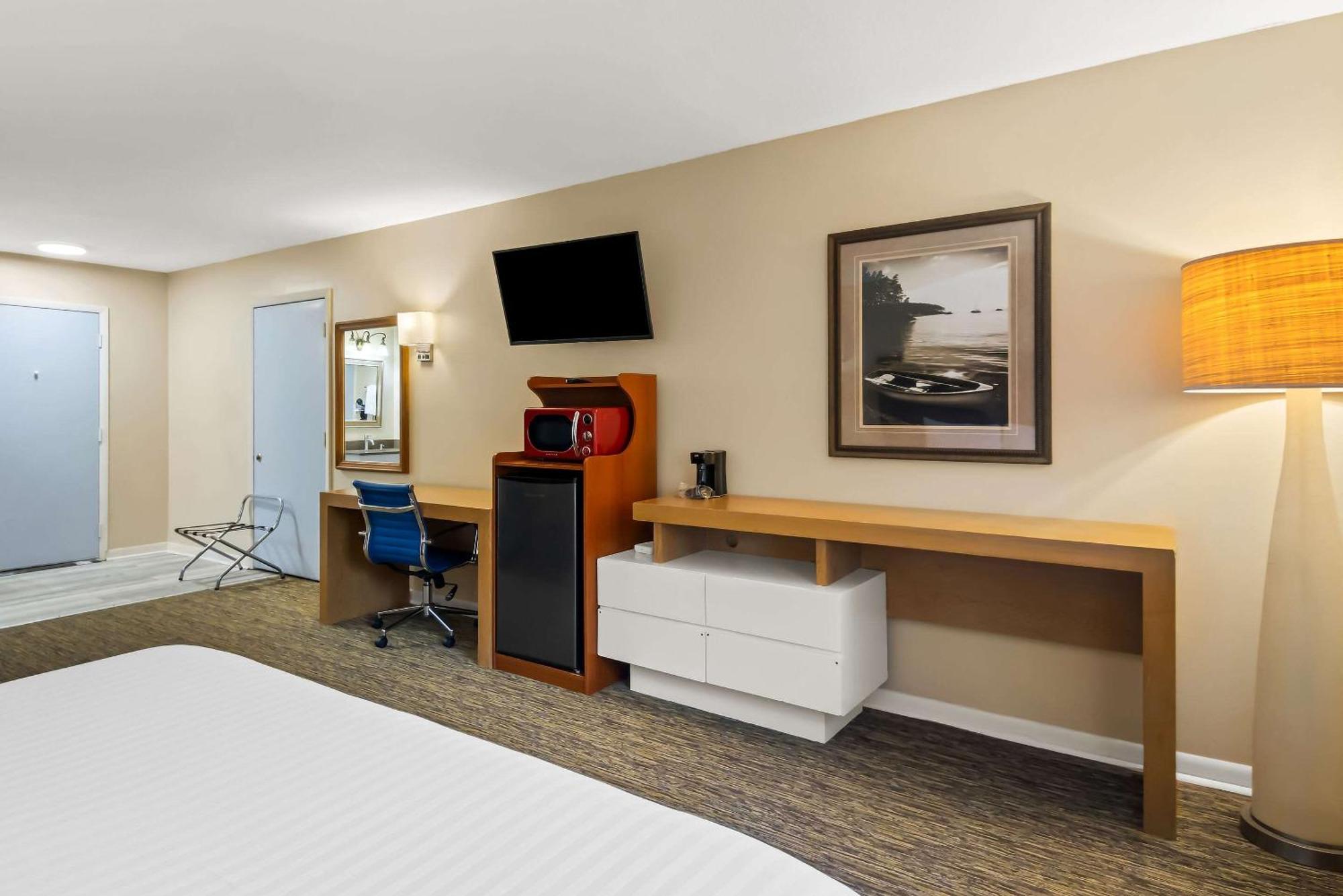 Rodeway Inn Formerly Camp Inn Lodge Oscoda 外观 照片